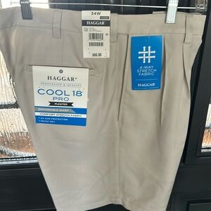 Men’s Haggar shorts in mint condition with tags